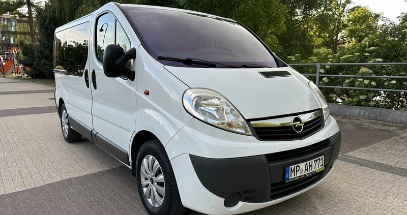 Opel Vivaro cena 49900 przebieg: 220000, rok produkcji 2012 z Wrocław małe 704